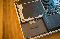 mempercepat kinerja laptop mengganti harddisk hdd dengan ssd